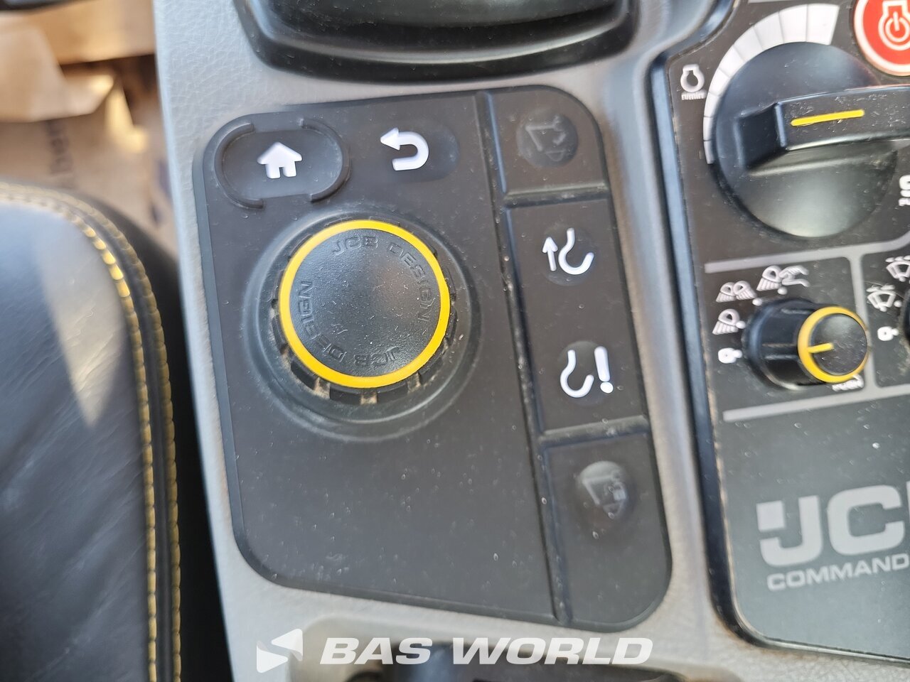 Other : JCB 220 XL 4F Pelle sur chenilles
