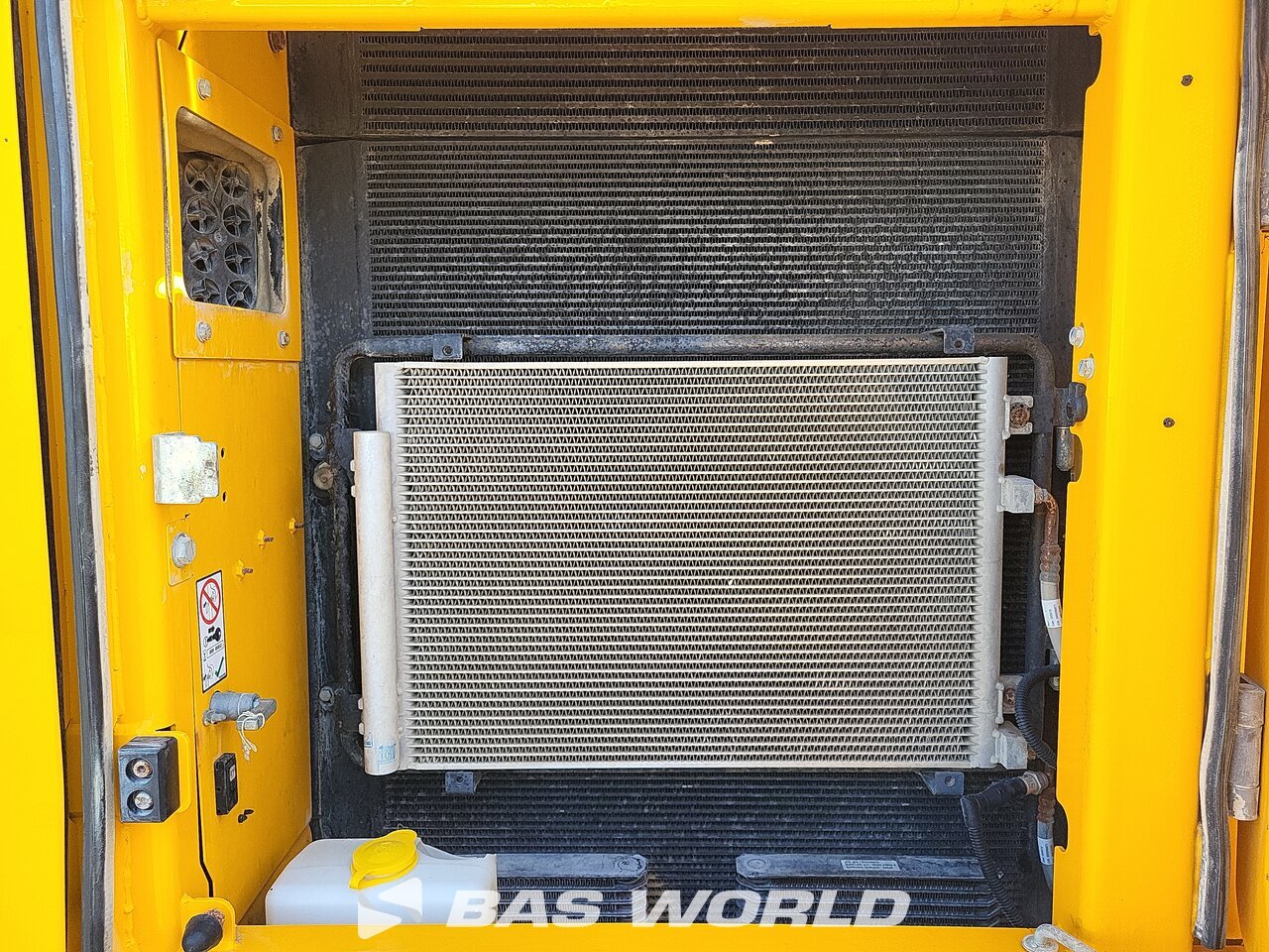 Other : JCB 220 XL 4F Pelle sur chenilles
