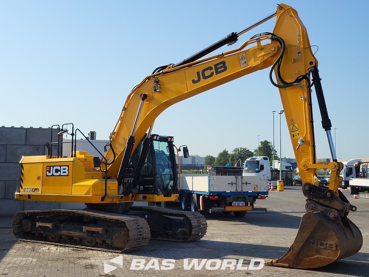 Other : JCB 220 XL 4F Pelle sur chenilles
