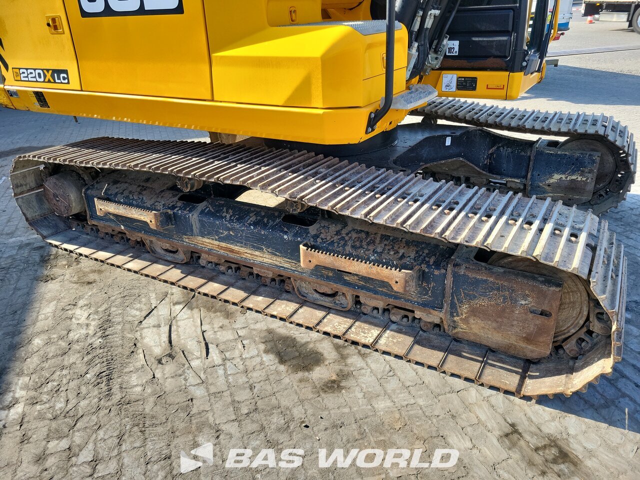 Other : JCB 220 XL 4F Pelle sur chenilles