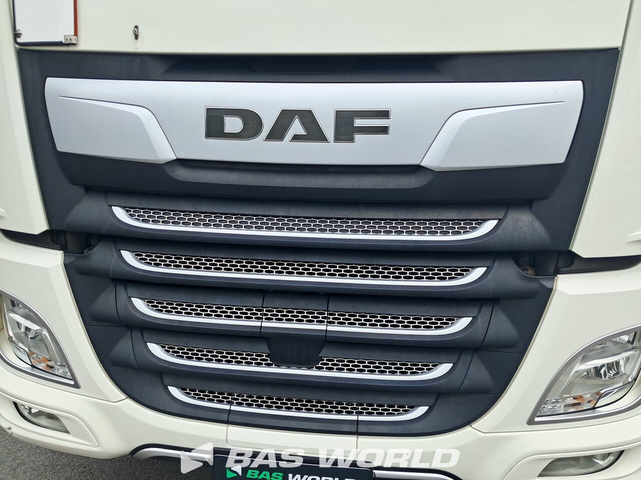 Grille : DAF XF 480 Ciężarówki Z Nadwoziem Wymiennym