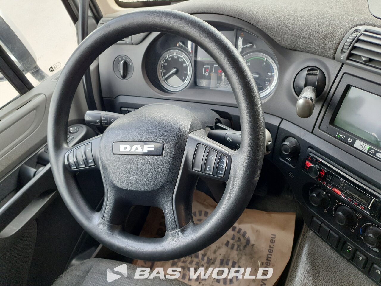 Other : DAF CF 330 6X2 Carrosseries fourgons