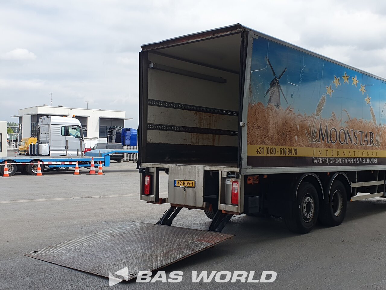 Other : DAF CF 330 6X2 Carrosseries fourgons