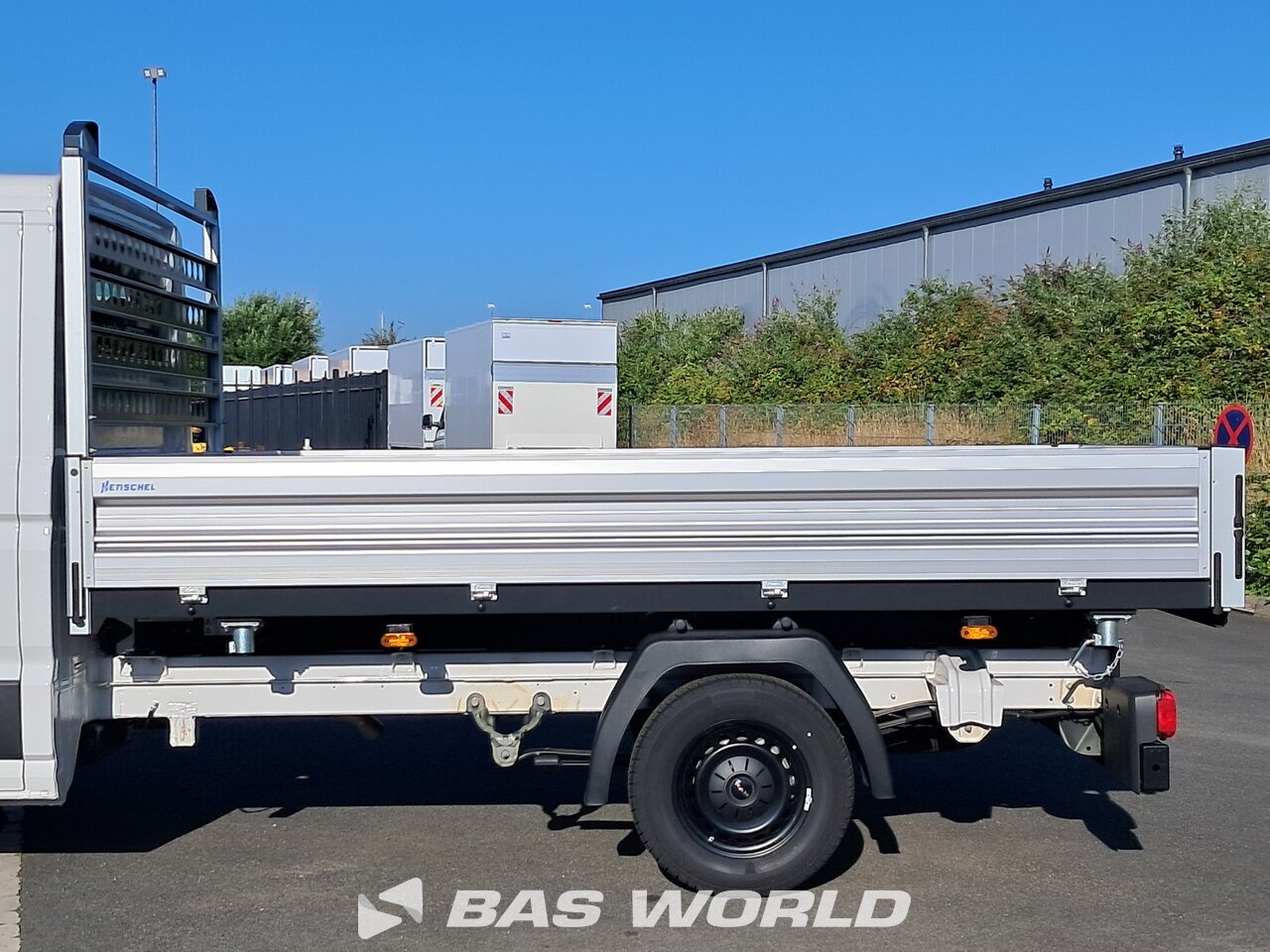 Superstructure : MAN TGE 3.180 Benne
