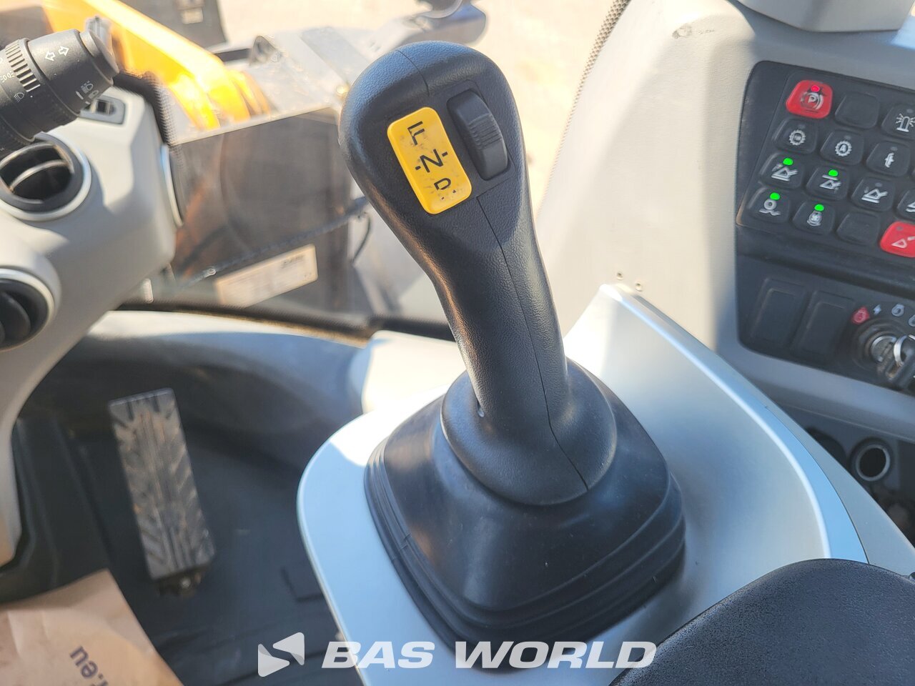 Other : Case 821 G Chargeuse sur pneus