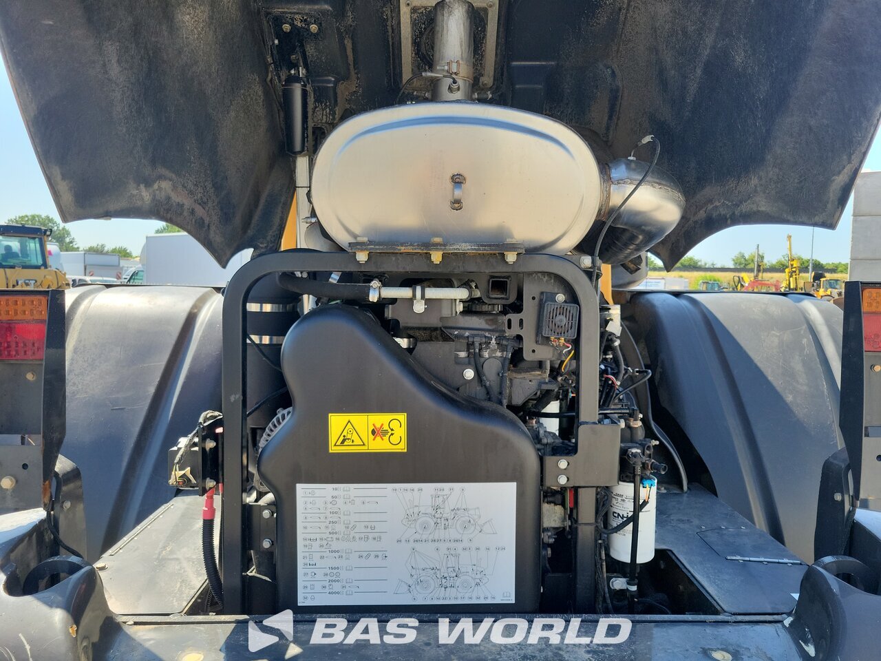 Other : Case 821 G Chargeuse sur pneus