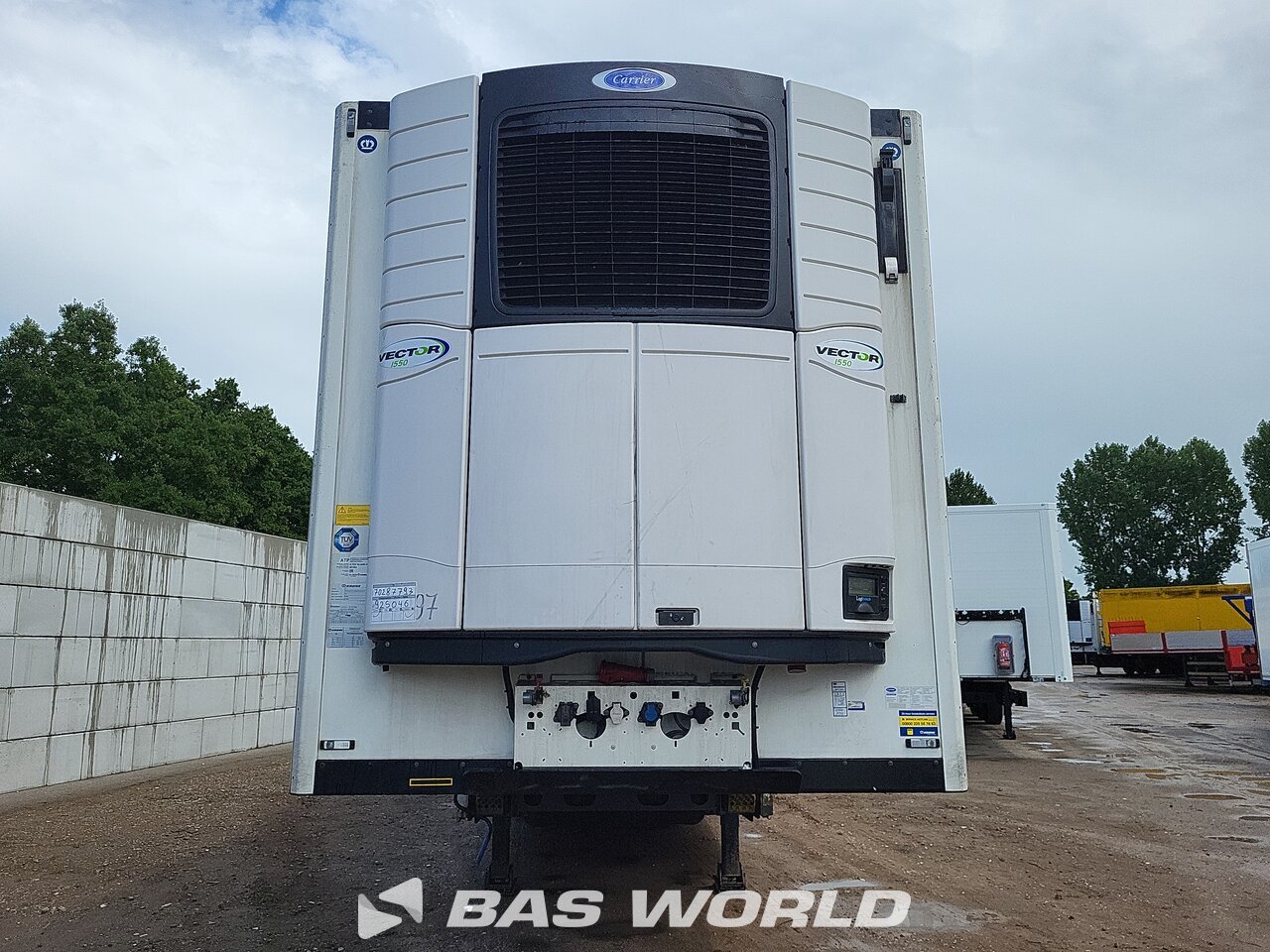 Other : Krone Carrier Vector 1550 مقطورة شبه مبردة
