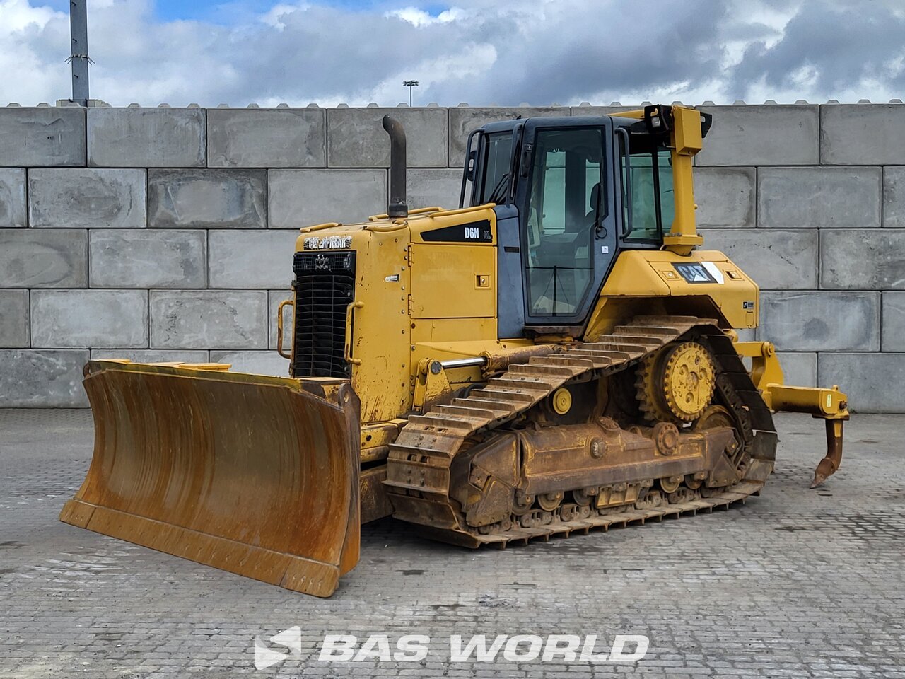 Caterpillar D6 N XL Crawler dozer BAS World