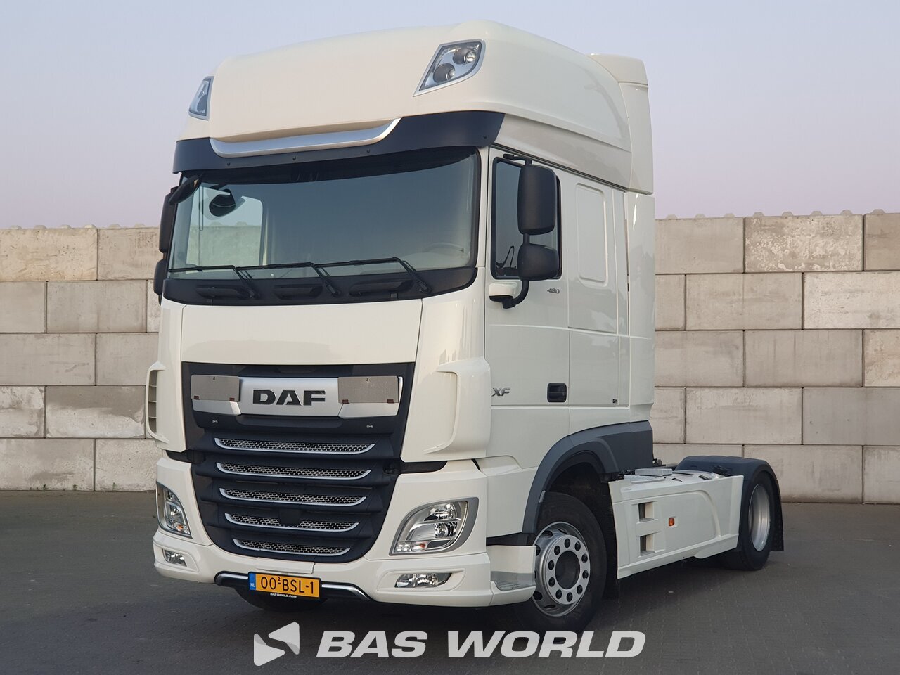 Front left : DAF XF 480 4X2 Tracteur routier