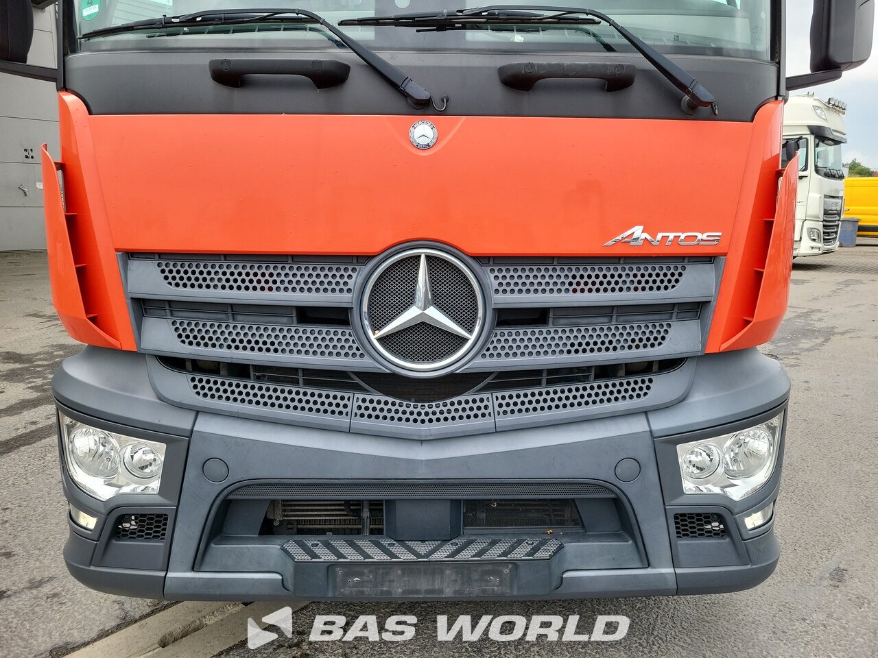 Other : Mercedes Antos 1827 4X2 Küfa Type: SLFVS Camion frigorifique