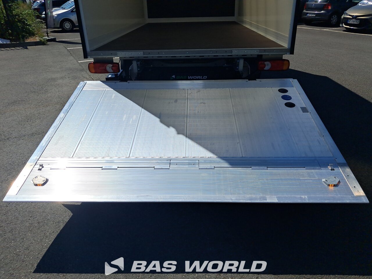 Tailgate : MAN TGE 3.180 Carrosseries