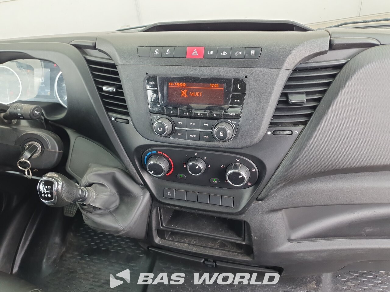 Other : Iveco Daily 35C16 Ouvert