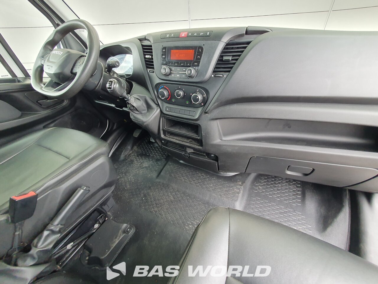 Other : Iveco Daily 35C16 Ouvert
