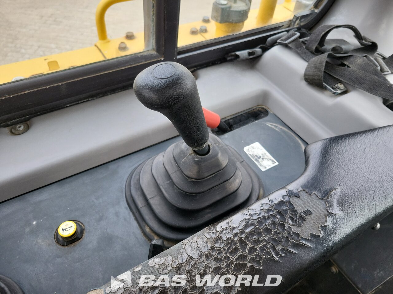 Other : Komatsu D65 PXi -18 Buldožer gusjeničari