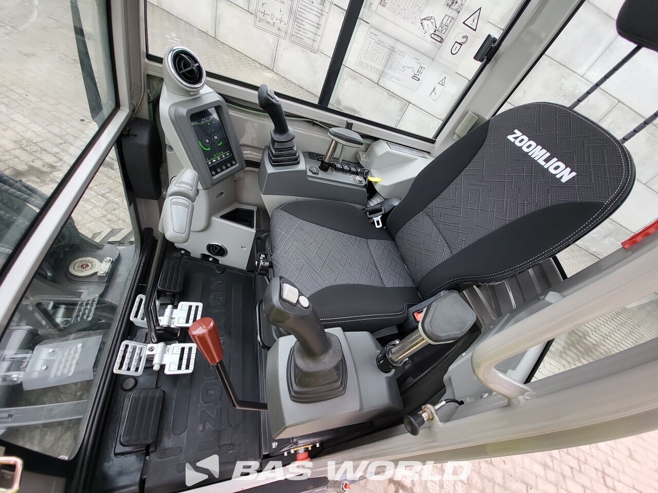 Other : Zoomlion ZE26 GU Mini bager <10t