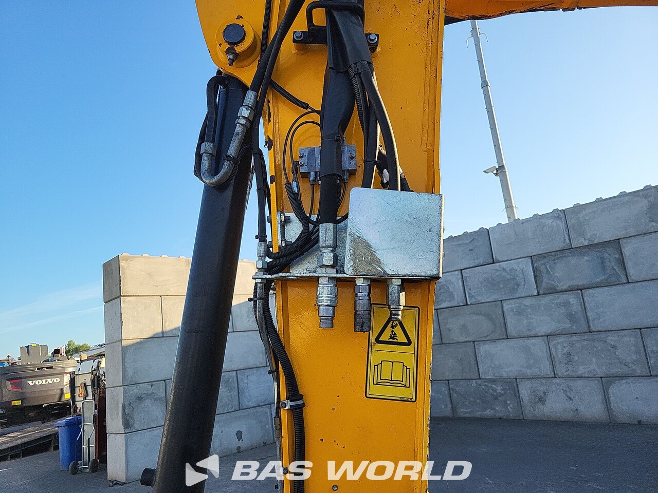 Other : JCB HD110W T4F Pelle sur pneus