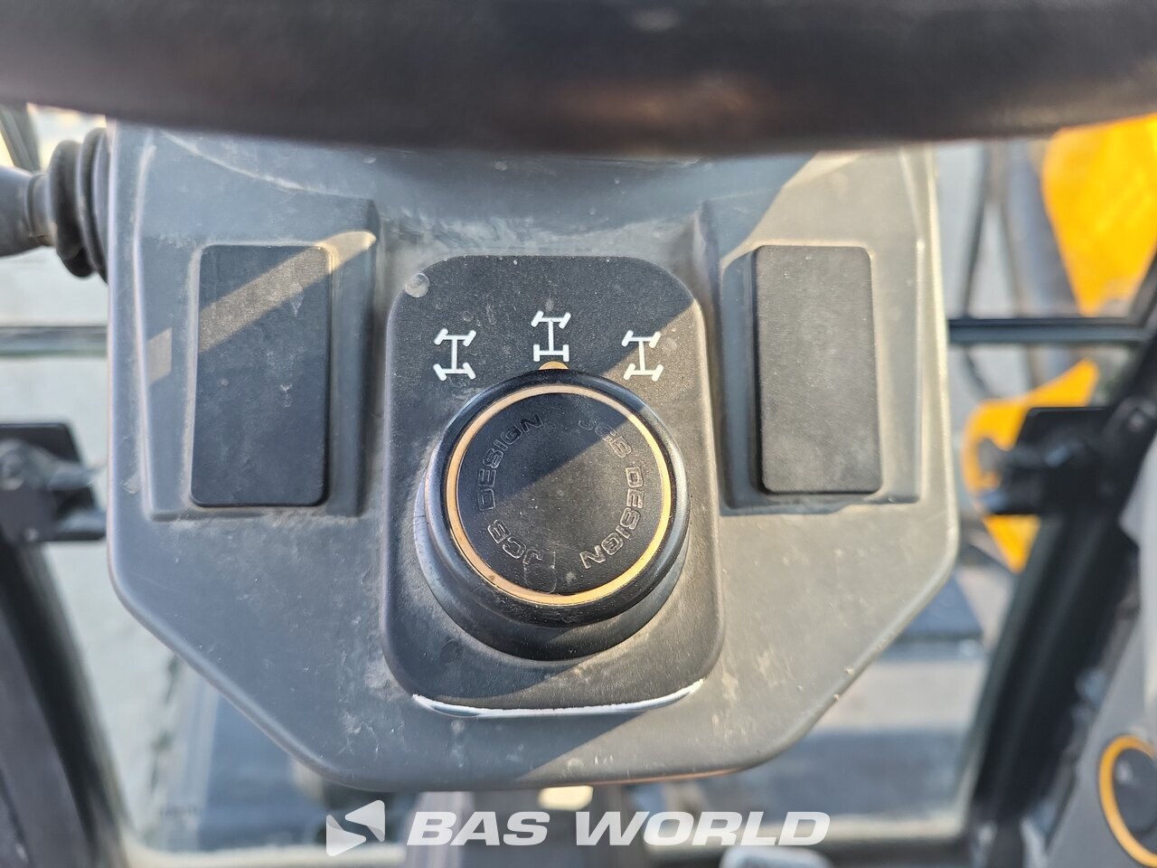Other : JCB HD110W T4F Pelle sur pneus