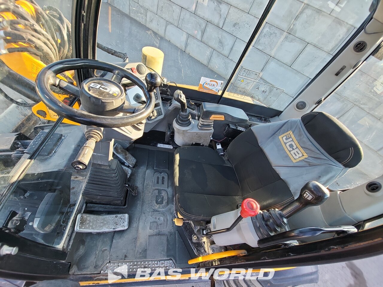 Other : JCB HD110W T4F Pelle sur pneus