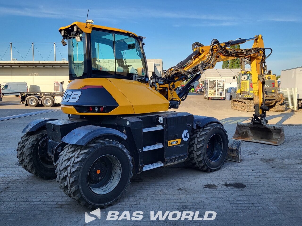 Other : JCB HD110W T4F Pelle sur pneus