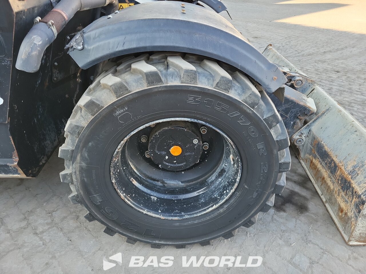 Other : JCB HD110W T4F Pelle sur pneus