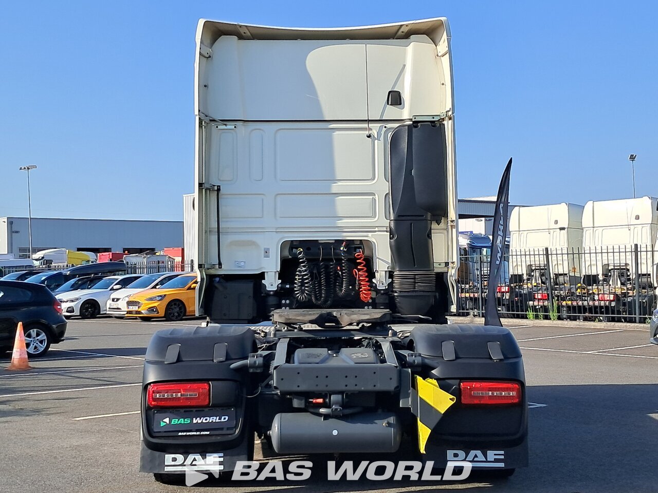 Back : DAF XF 480 وحدات الجر