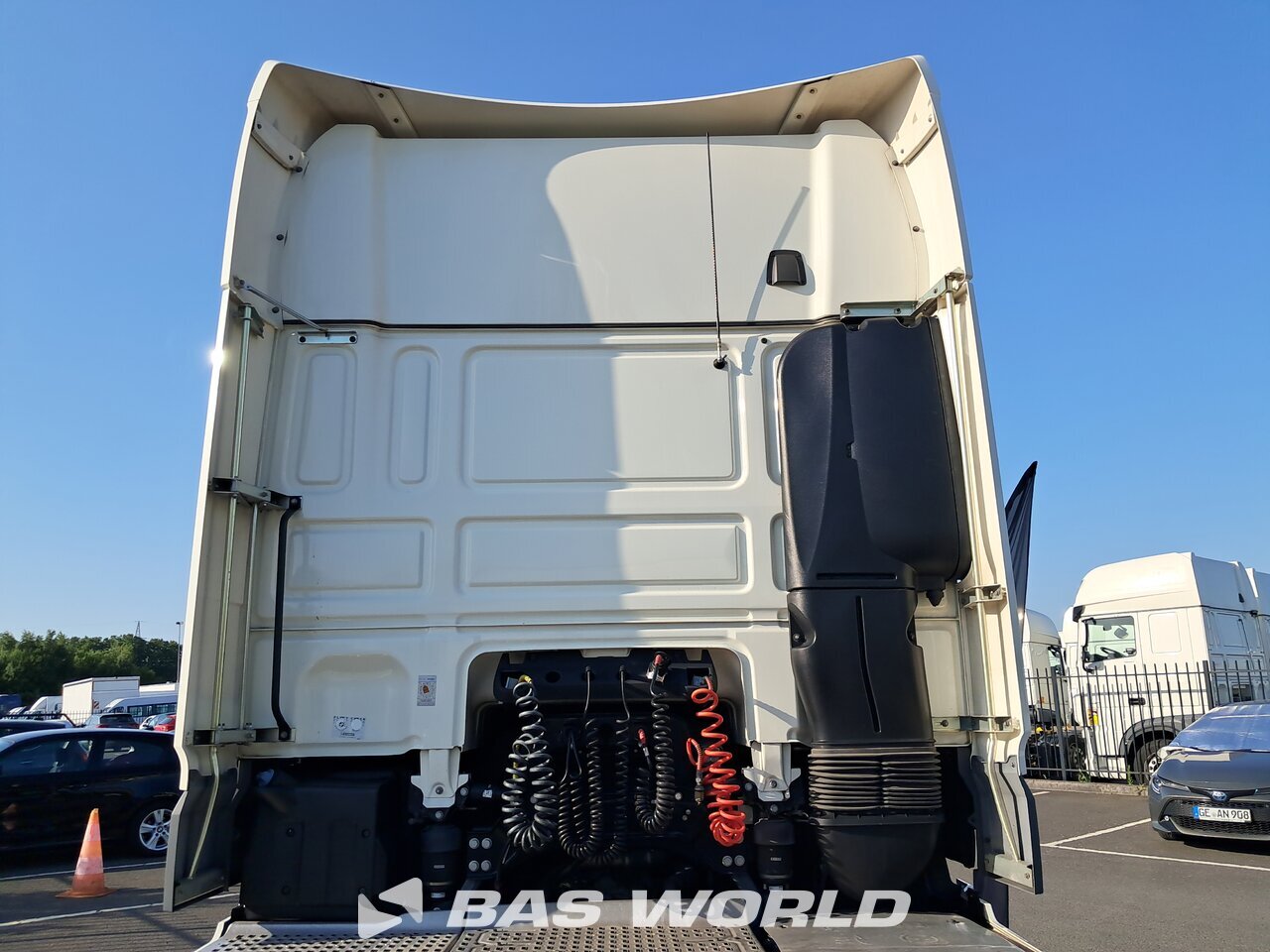 Back of cabin : DAF XF 480 وحدات الجر