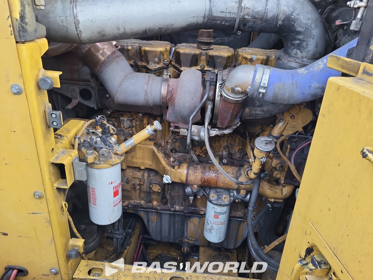 Other : Caterpillar 390 D L حفارة مجنزرة