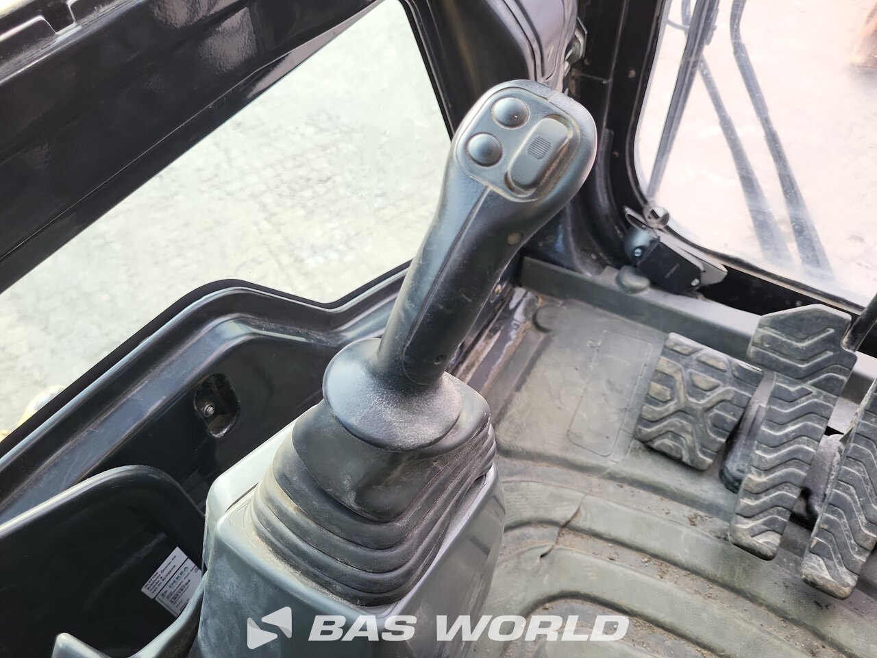 Other : Caterpillar 390 D L حفارة مجنزرة