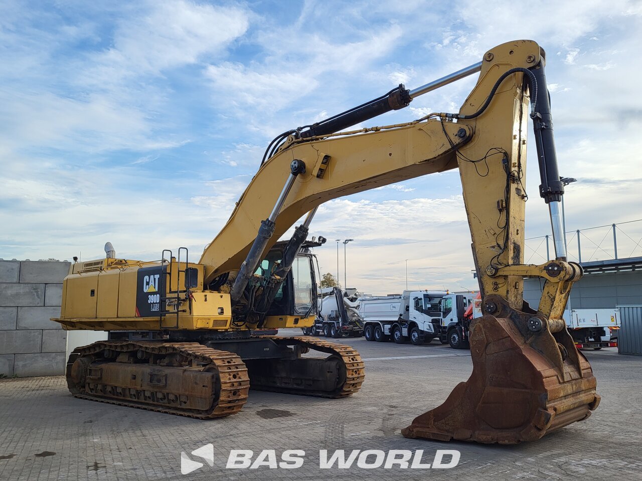 Other : Caterpillar 390 D L حفارة مجنزرة