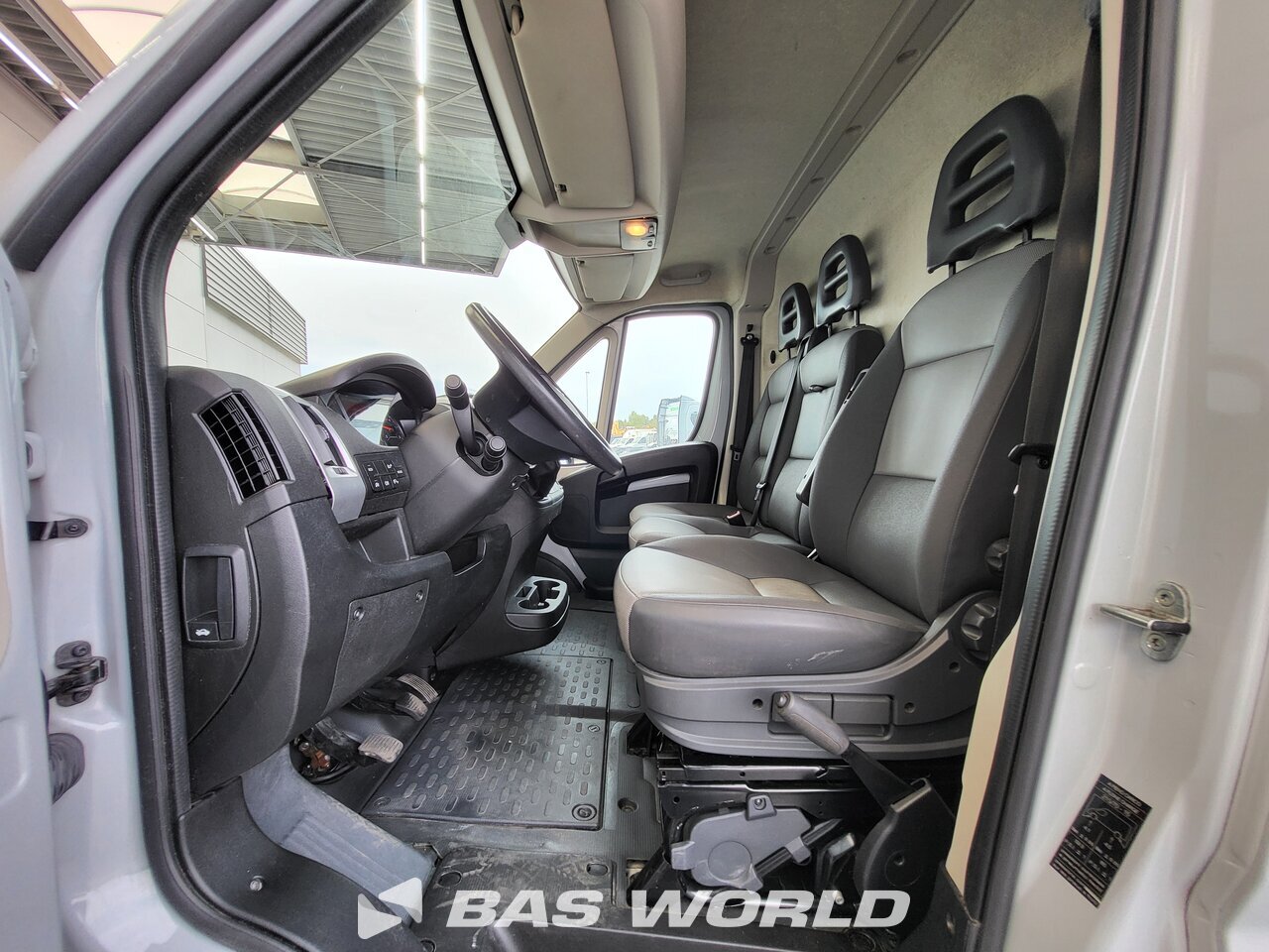 Fiat Ducato 140pk Closed box van BAS World