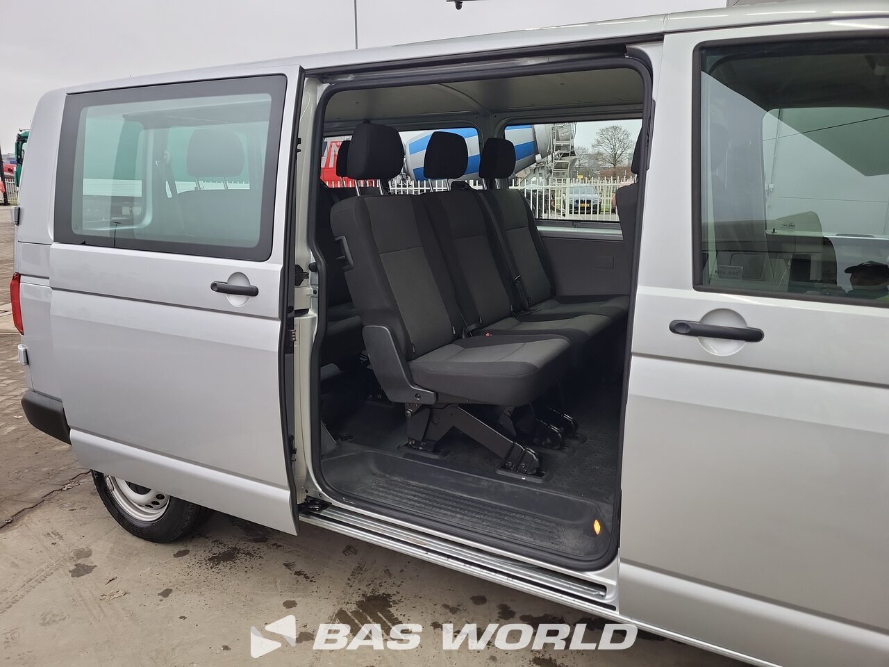 Volkswagen Transport pasażerski/minibus - BAS World