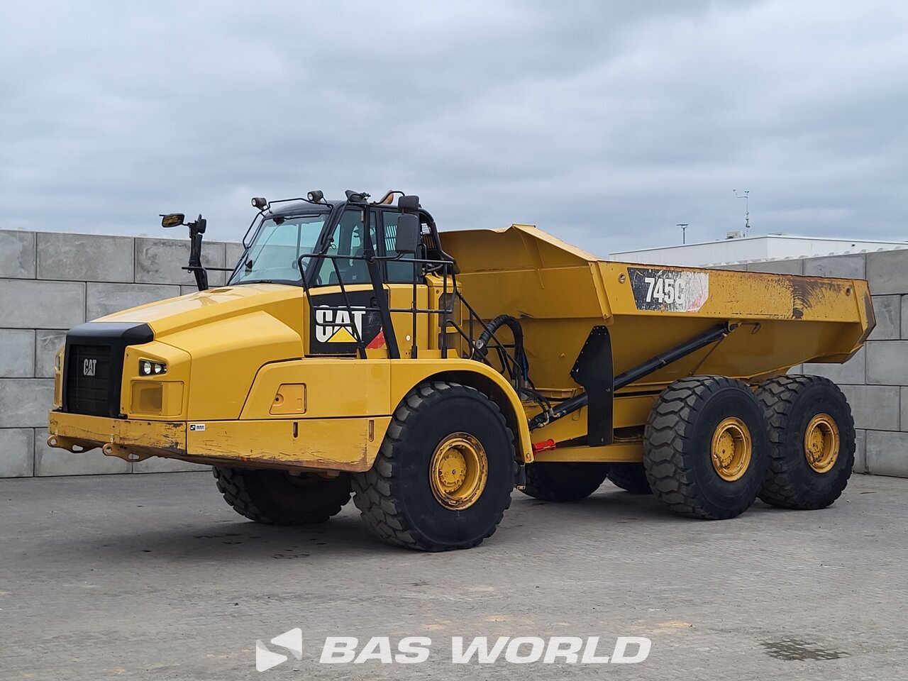 Caterpillar 745 Dump truck - BAS World