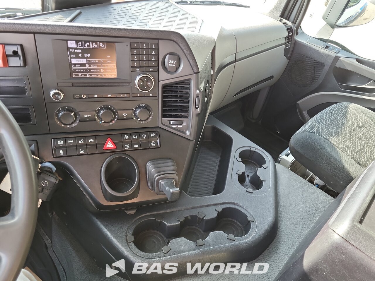 Other : Mercedes Antos 2836 Camion citerne