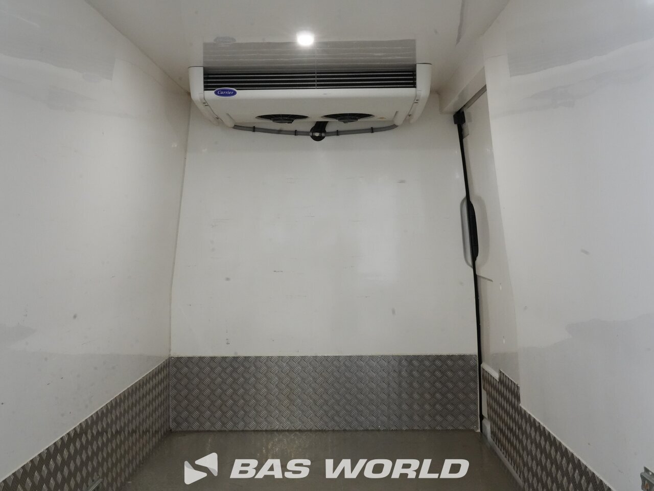 Other : Volkswagen Crafter 177pk Sluten kylbil