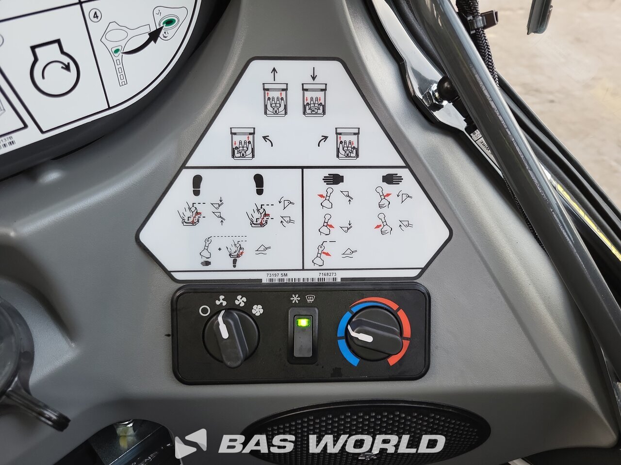 Other : Bobcat S510 لوادر انزلاقية التوجيه