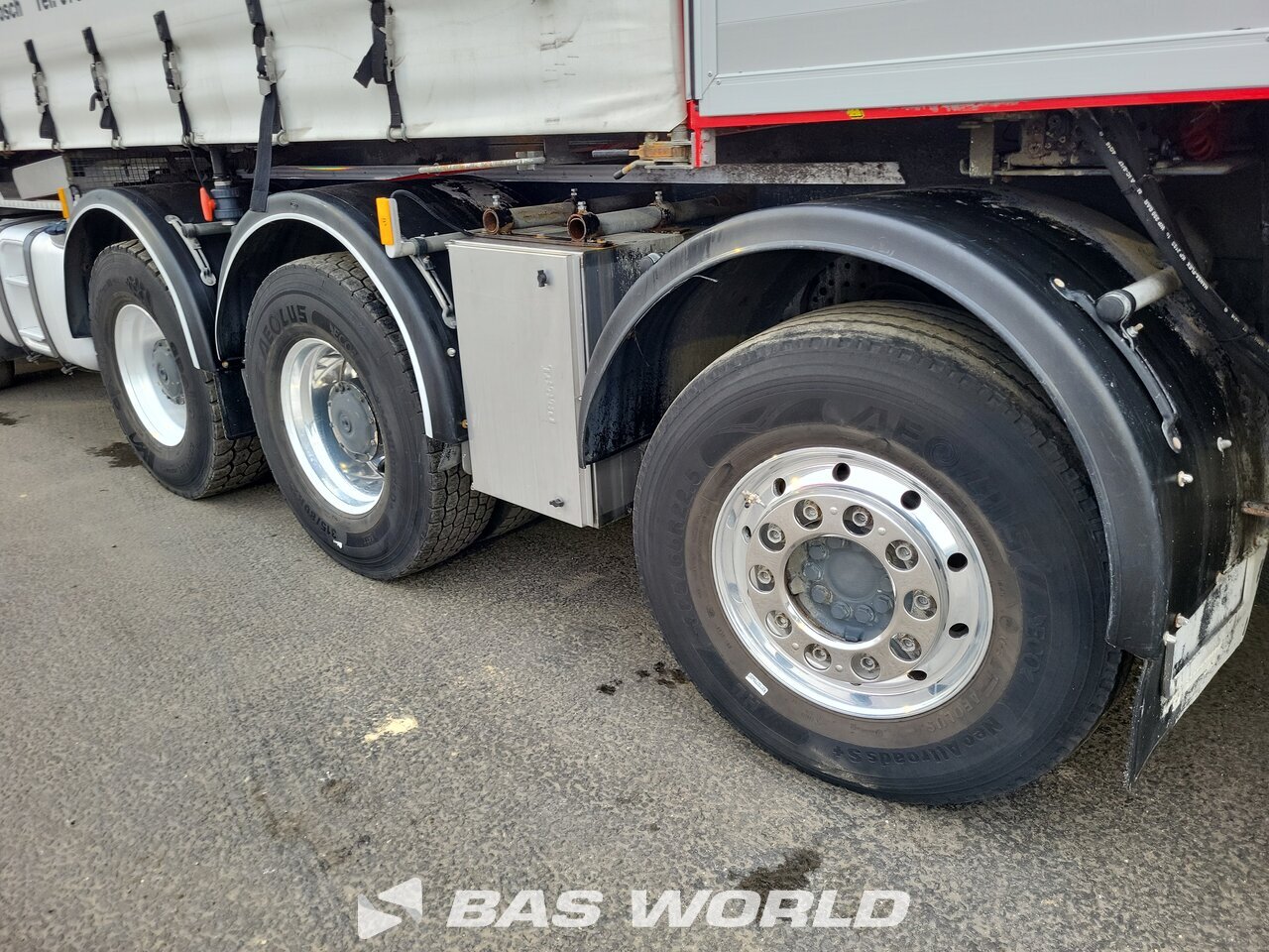 Other : Mercedes Arocs 4951 مضخة أسمنت