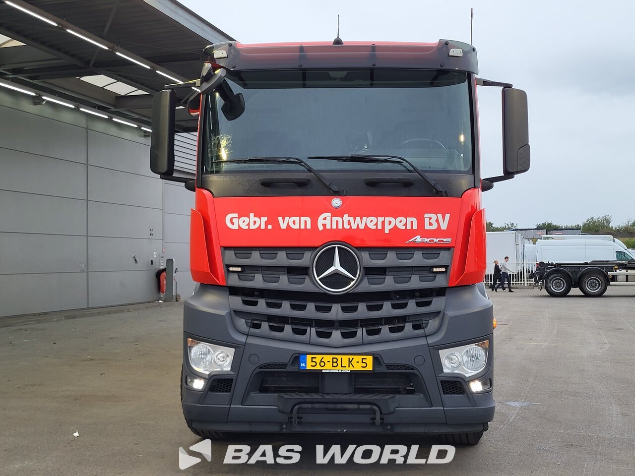 Other : Mercedes Arocs 4951 مضخة أسمنت