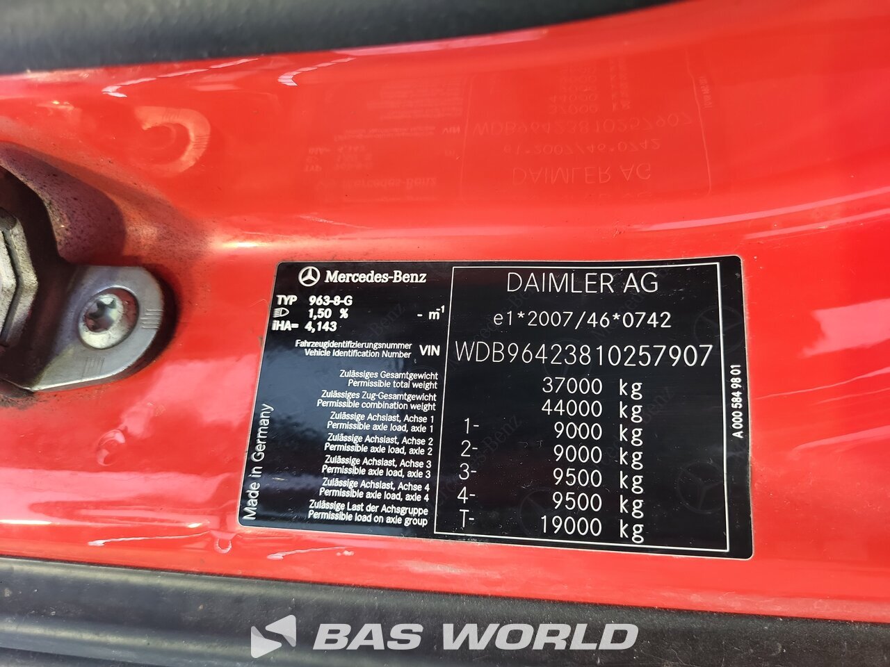 Other : Mercedes Arocs 4951 مضخة أسمنت