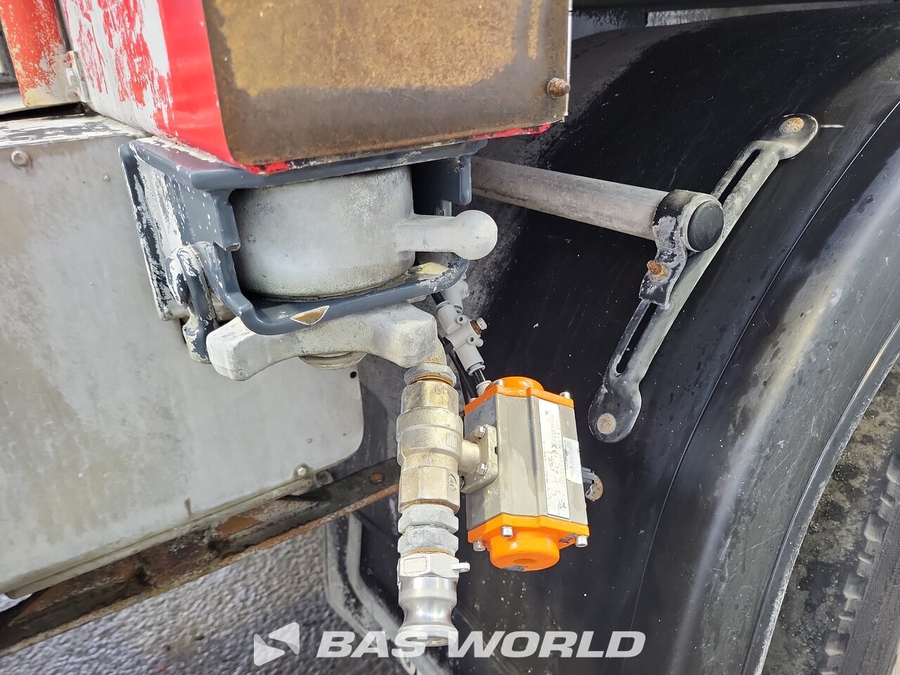 Other : Mercedes Arocs 4951 مضخة أسمنت