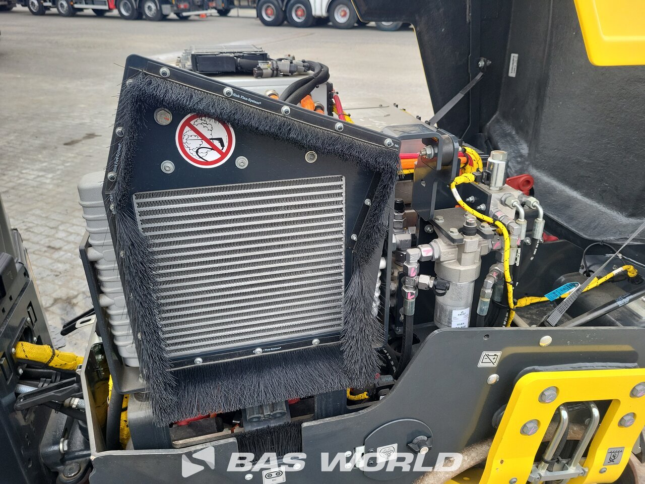 Other : Bomag BW100 ADe-5 مدحلة ثنائية الاسطوانة