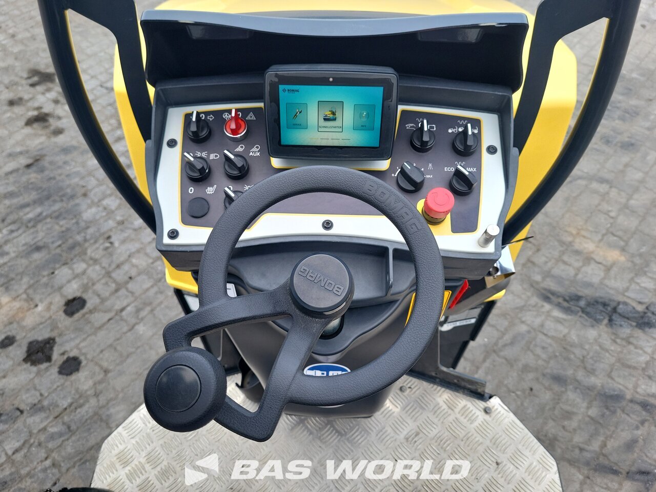 Other : Bomag BW100 ADe-5 مدحلة ثنائية الاسطوانة