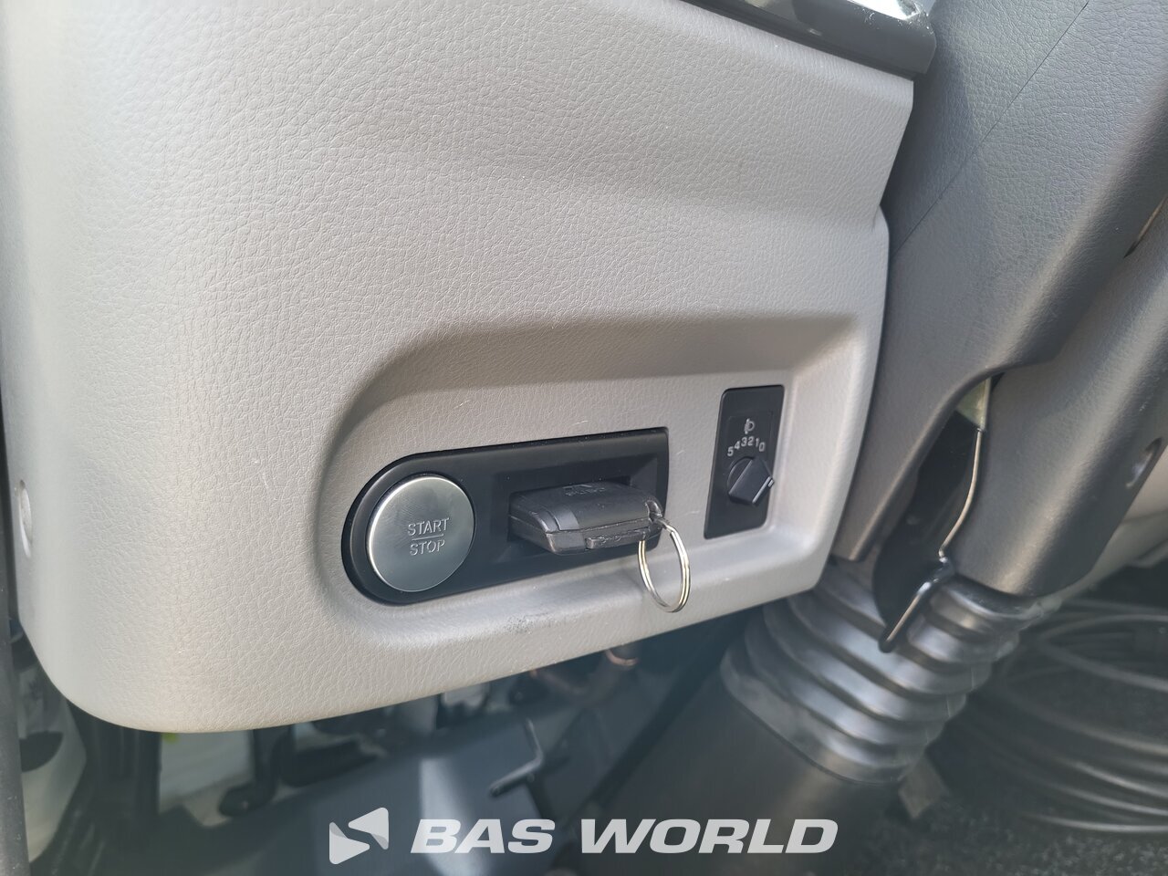 Other : Mitsubishi 7C18 Caminhão frigorífico