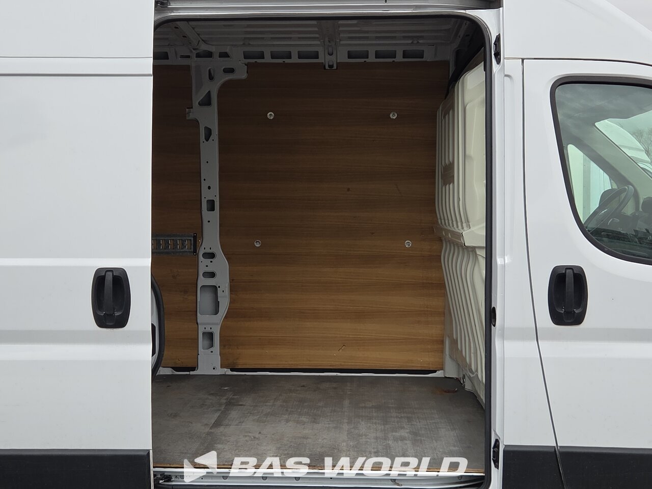 Other : Opel Movano 120PK Kastenwagen