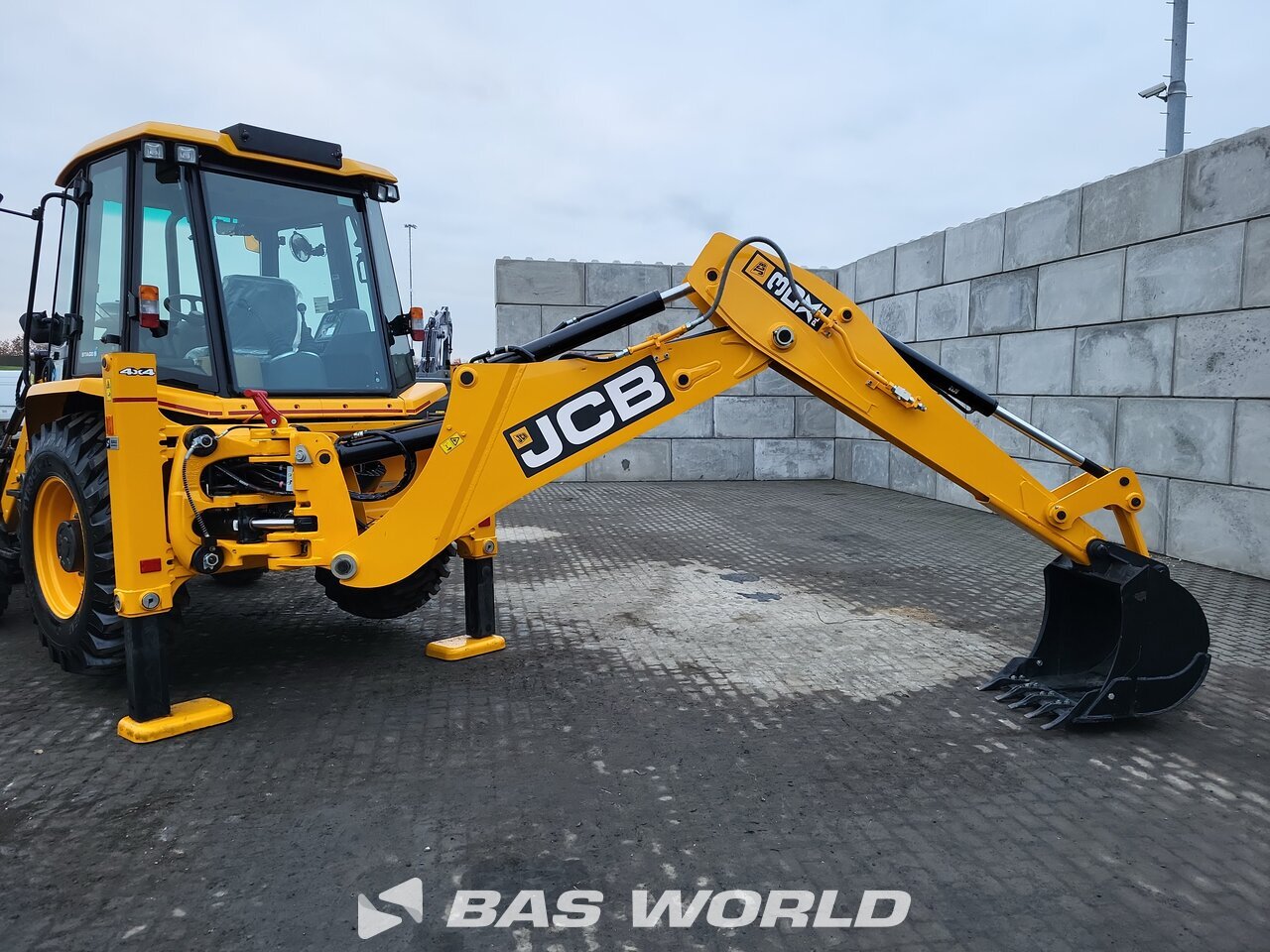 Other : JCB 3DX PLUS Backhoe loader