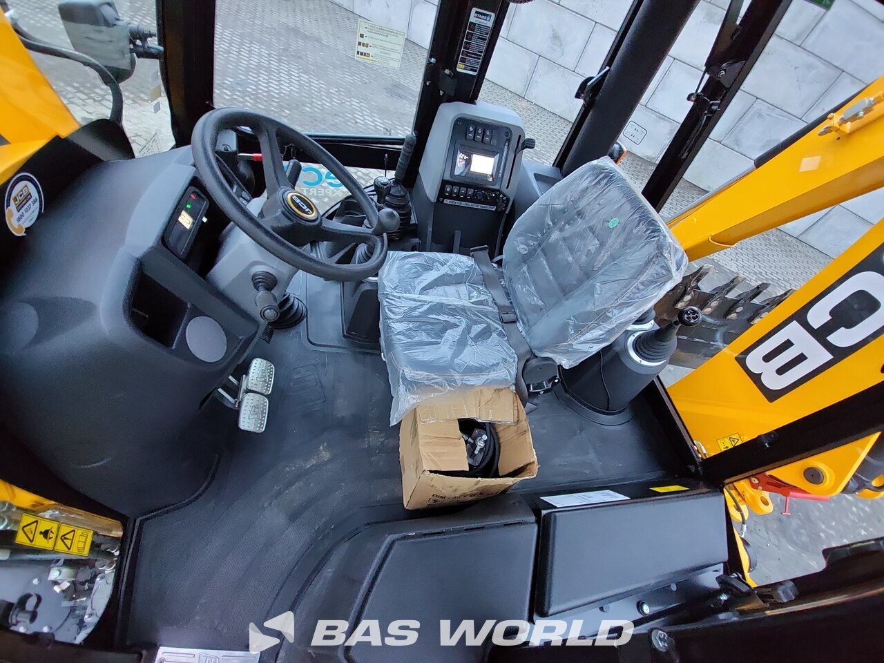 Other : JCB 3DX PLUS Backhoe loader