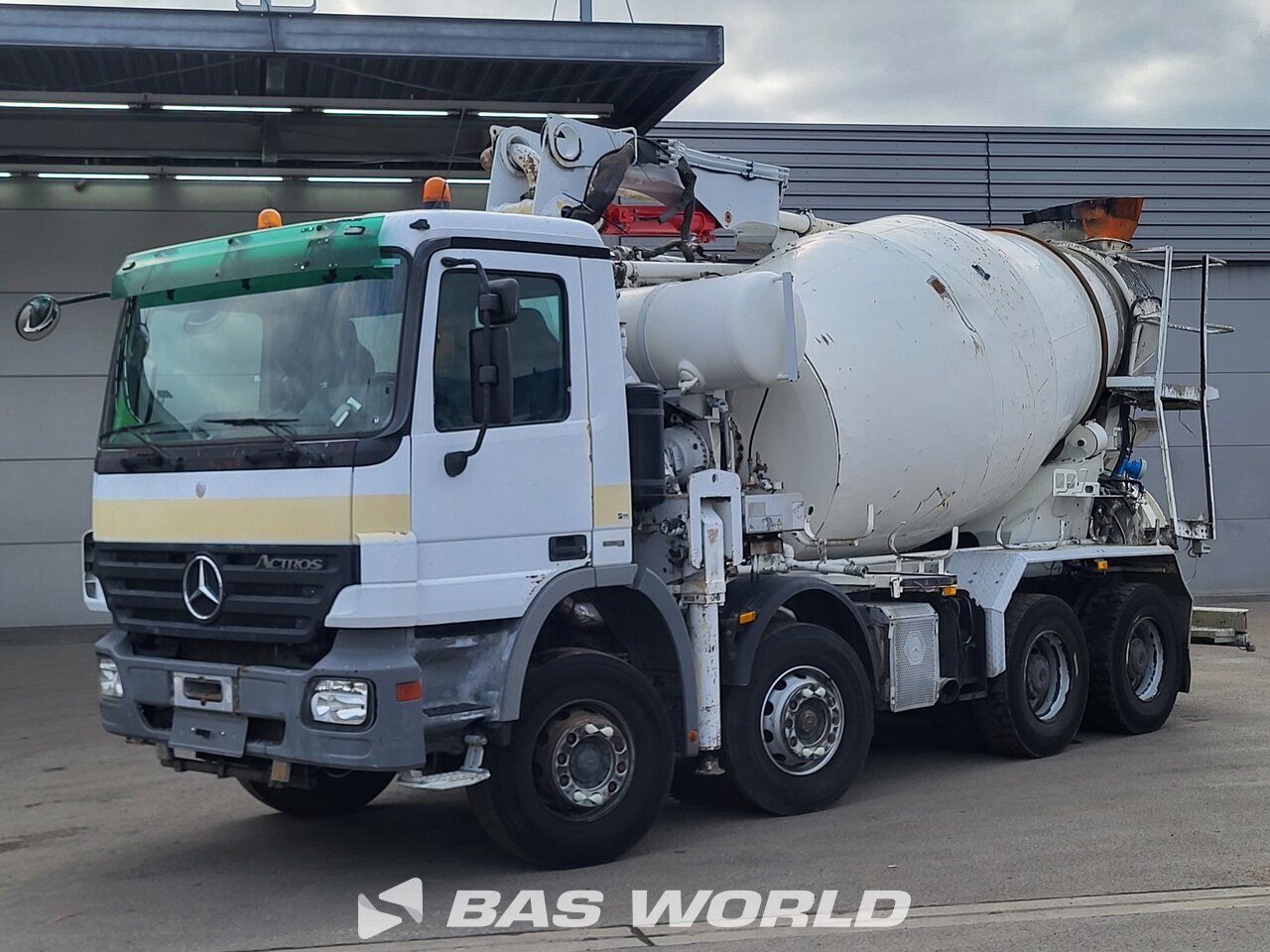 mercedes-actros-3241-8x4-putzmeister-liebherr-pumi-truck-bas-world