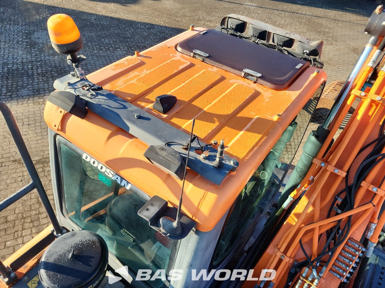 Other : Doosan DX170W -5 Pyöräkaivinkone