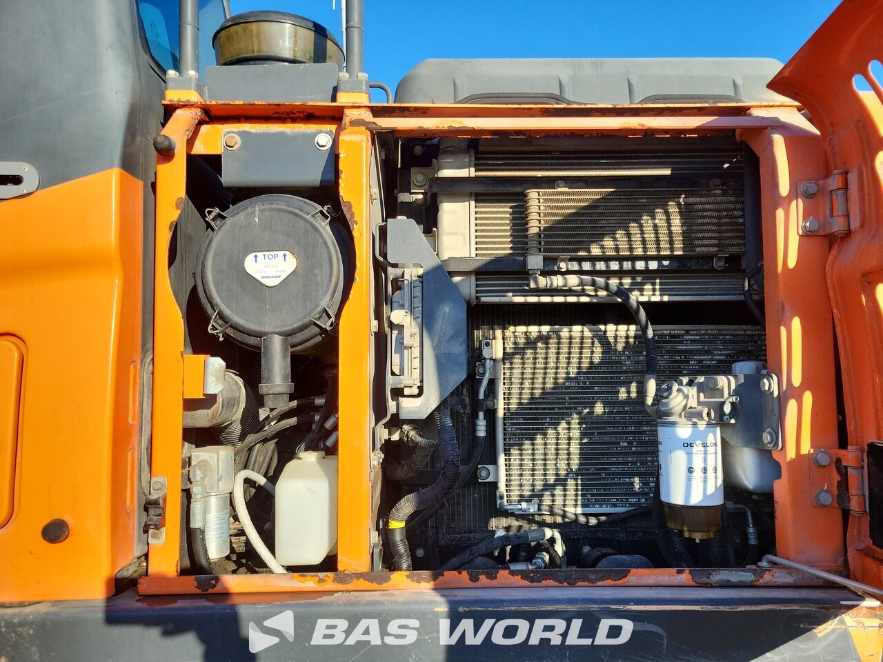 Other : Doosan DX170W -5 Pyöräkaivinkone