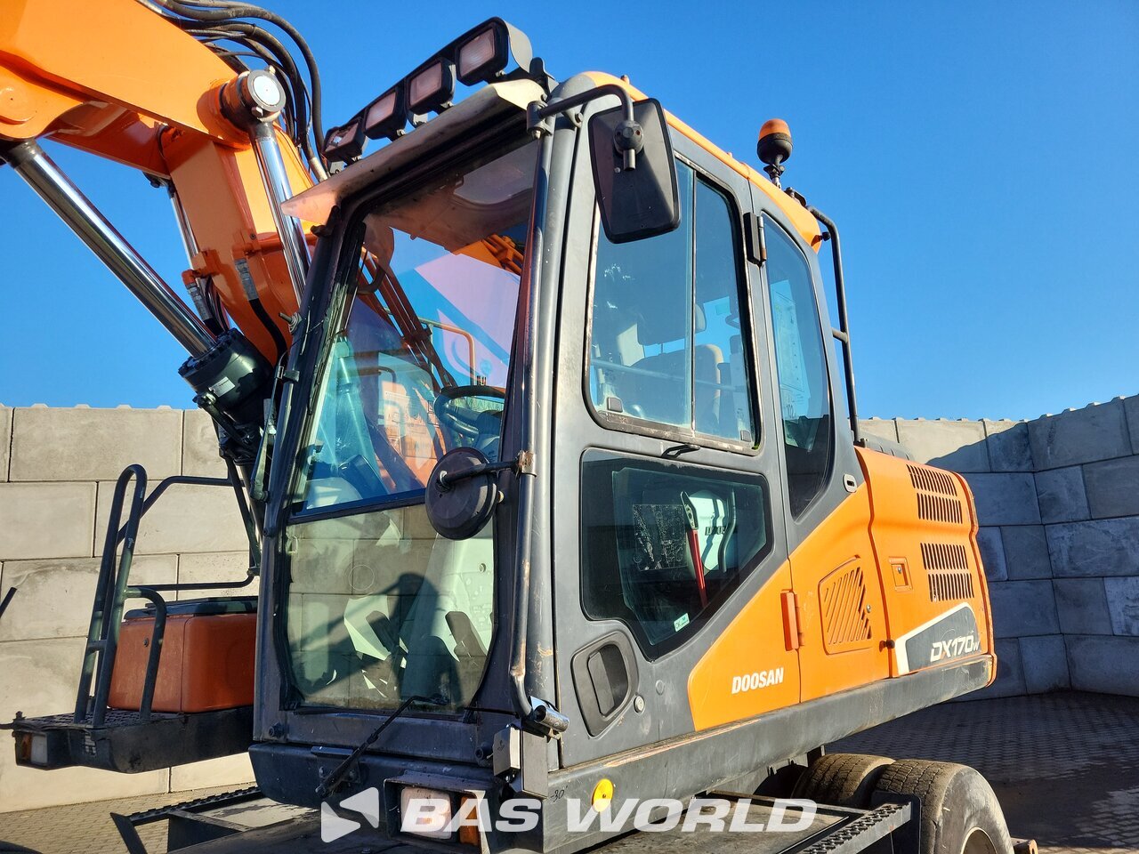 Other : Doosan DX170W -5 Pyöräkaivinkone