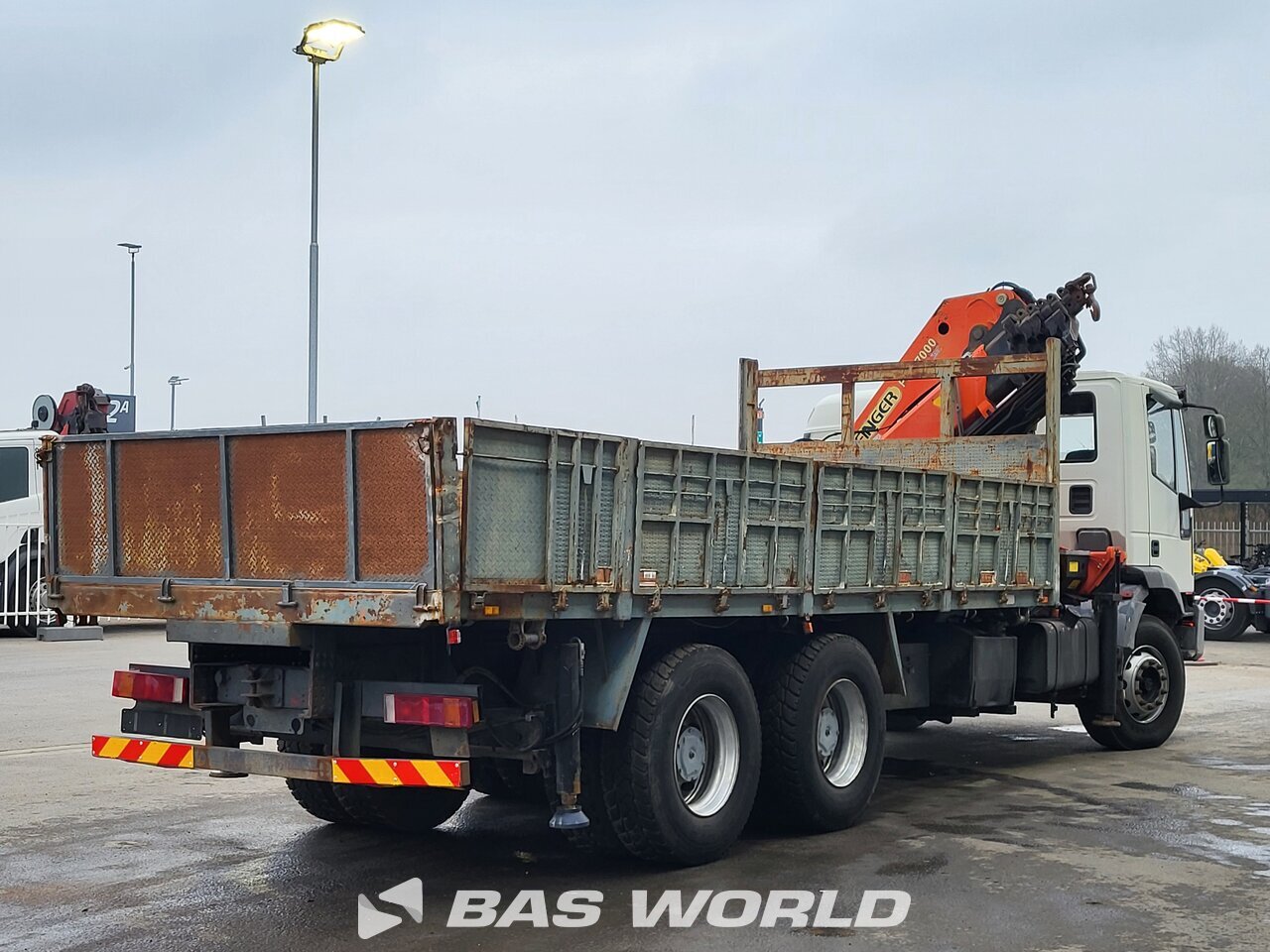 Other : Iveco 260E30H Flak lastbilar